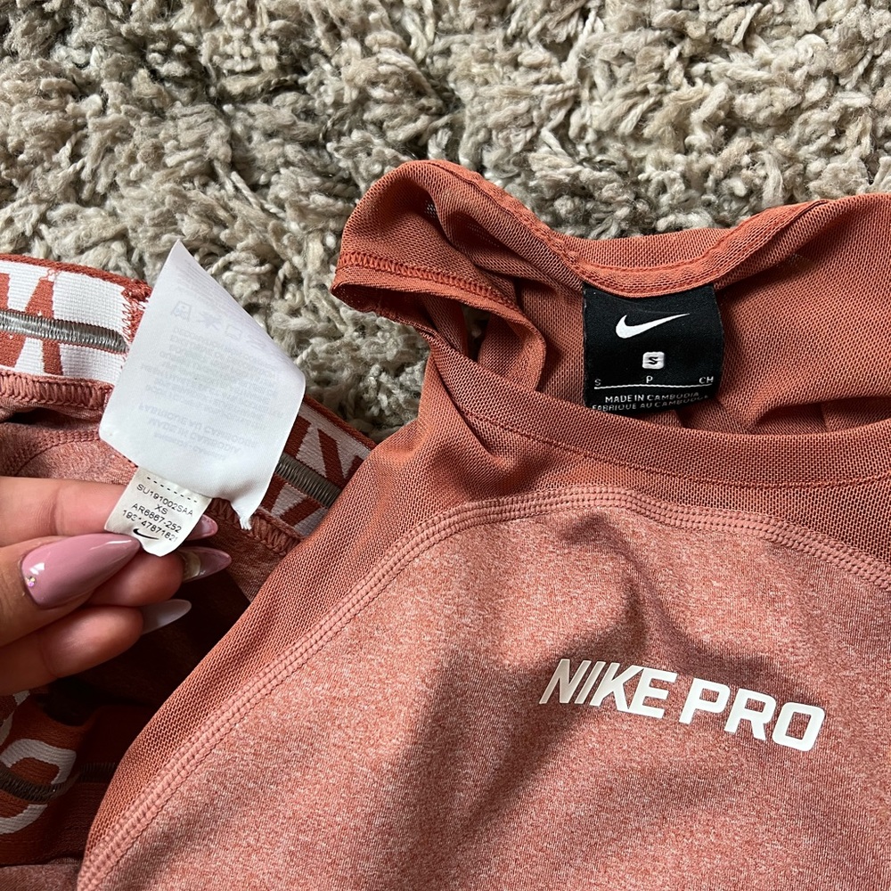 Nike Pro Terra Blush Rose Gold Set XS / Small - Picture 5 of 6